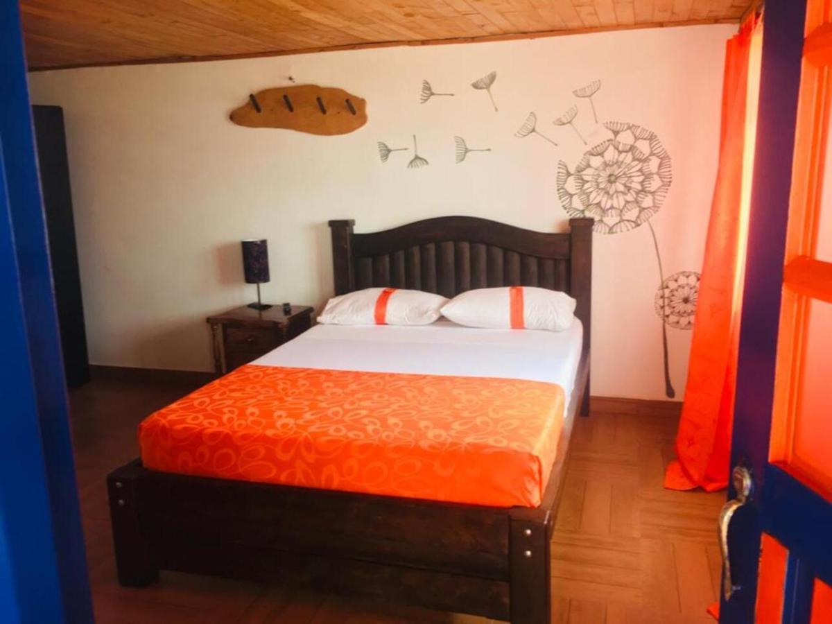 Finca Turistica Santa Clara Hostel Calarca Exterior photo