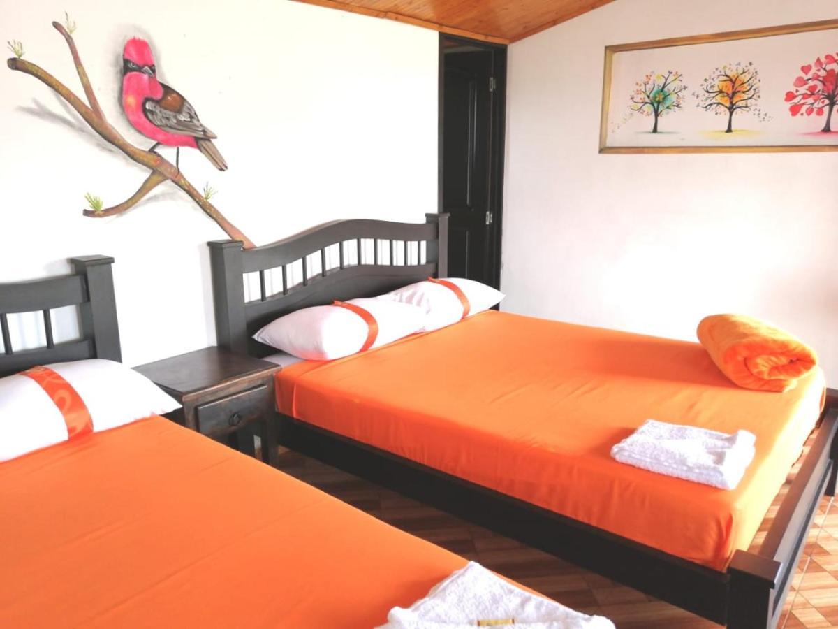 Finca Turistica Santa Clara Hostel Calarca Exterior photo
